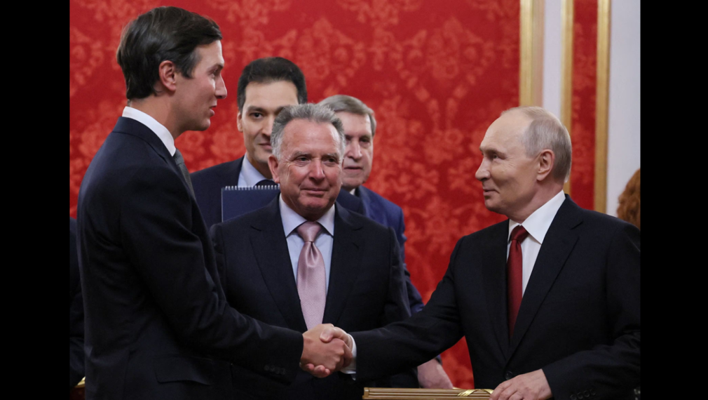 Петрол, газ и титан: САЩ и Русия обсъждат редица бизнес сделки покрай преговорите за Украйна